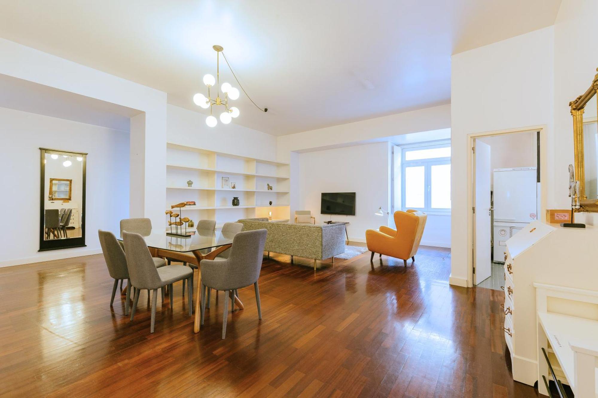 Chiado 2 Bedroom Elegant Apartment Lisbon Luaran gambar